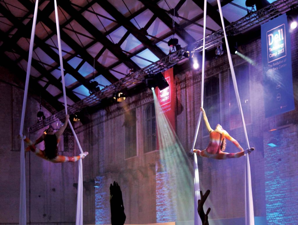 Hire our 2 person aerialist silk ropes show for your event