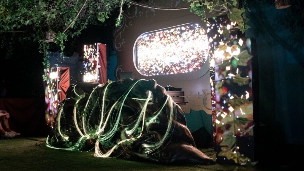 3d projection mapping set design in enchanted garden theme